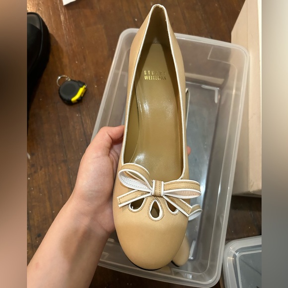 Stuart Weizmann Tan Bow Heels - Picture 9 of 9